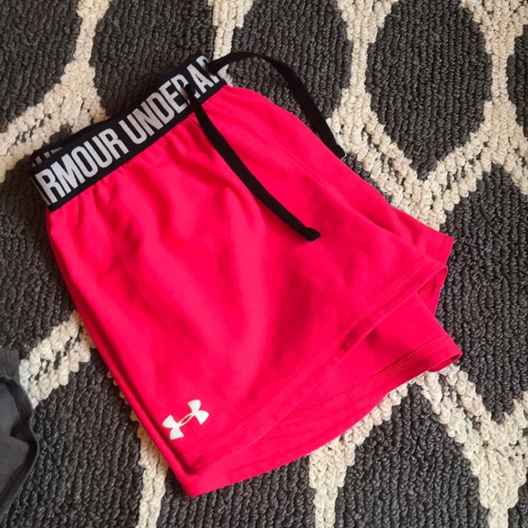 Under amour shorts - Picture 3 of 3